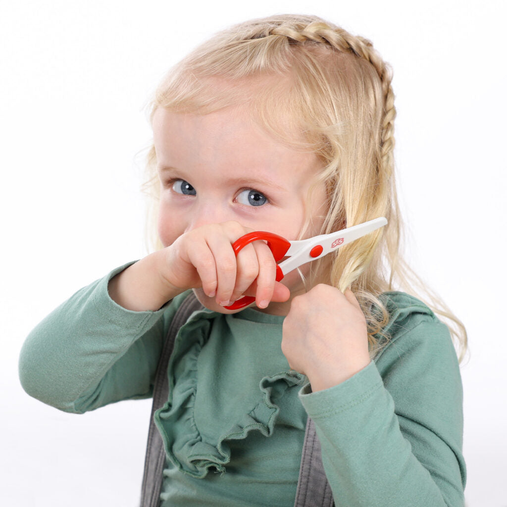 Junior safety scissors