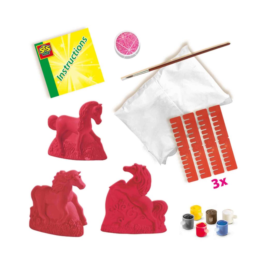 Casting and painting - 3 horses