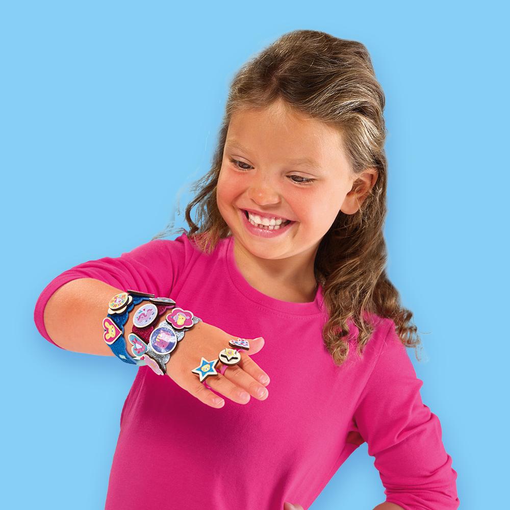Easy Rings And Glitter Bracelets