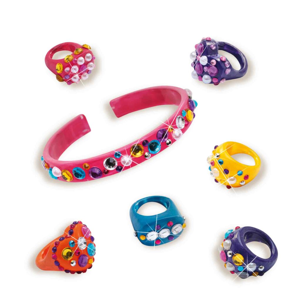 Diamanzo rings and bracelets